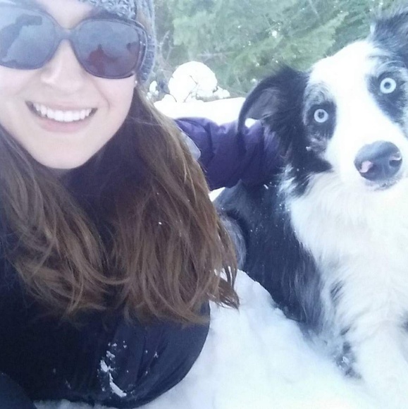 Meet your Posher, Mackenzie - Picture 2 of 3